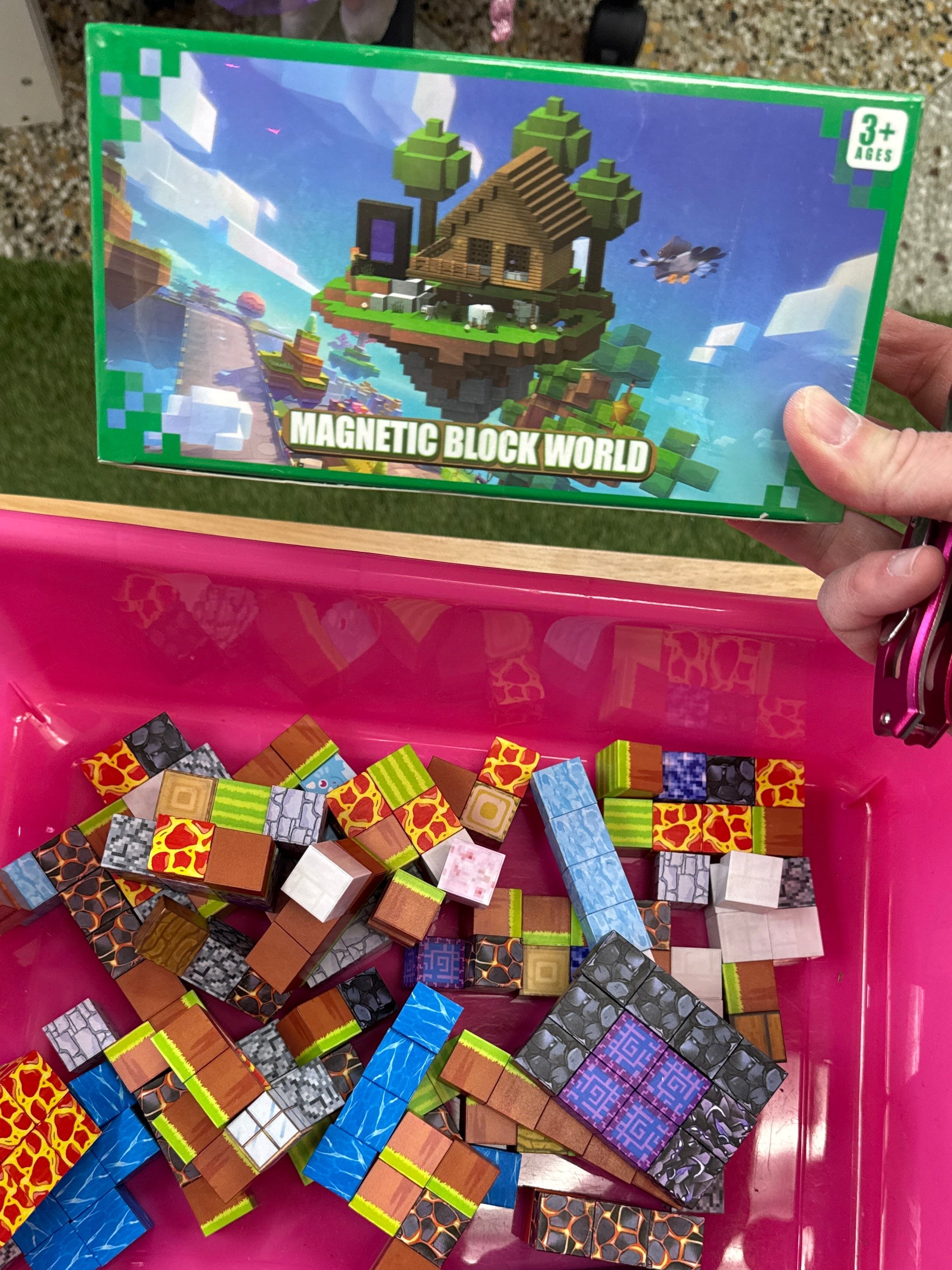 Magnetic “Minecraft” Blocks – Rad Toys